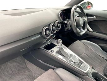 AUDI TT Tt 2.0T Fsi Sport 2Dr S Tronic Coupe