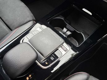 MERCEDES-BENZ A CLASS A200 Amg Line Executive 5Dr Auto