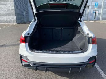AUDI Q3 35 Tfsi Black Edition 5Dr S Tronic [C+S Pack]