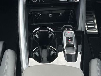 AUDI Q5 2.0 Tdi Quattro S Line 5Dr S Tronic [Sound+Vision]