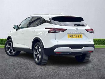 NISSAN QASHQAI 1.3 Dig-T Mh 158 N-Connecta 5Dr Xtronic