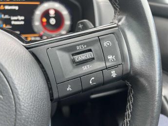 NISSAN QASHQAI 1.3 Dig-T Mh 158 N-Connecta 5Dr Xtronic