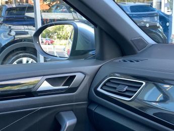 VOLKSWAGEN T-ROC 2.0 Tdi R-Line Suv 5Dr Diesel Dsg Euro 6 (S/S) (150 Ps)