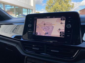 VOLKSWAGEN T-ROC 2.0 Tsi R-Line Suv 5Dr Petrol Dsg 4Motion Euro 6 (S/S) (190 Ps)