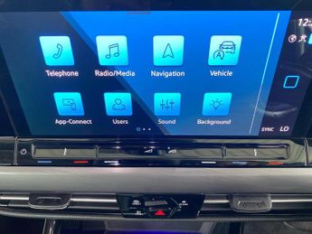 VOLKSWAGEN GOLF 1.5 Etsi Mhev Style Hatchback 5Dr Petrol Hybrid Dsg Euro 6 (S/S)