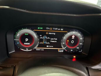 NISSAN JUKE 1.6 Hybrid N-Connecta 5Dr Auto