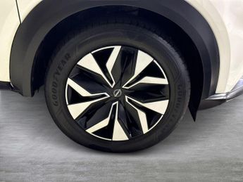 NISSAN JUKE 1.6 Hybrid Acenta Premium 5Dr Auto