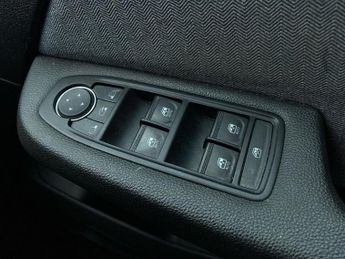 RENAULT CLIO 1.6 E-Tech Full Hybrid 145 Techno 5Dr Auto