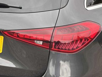 MERCEDES-BENZ C CLASS C200 Amg Line 5Dr 9G-Tronic