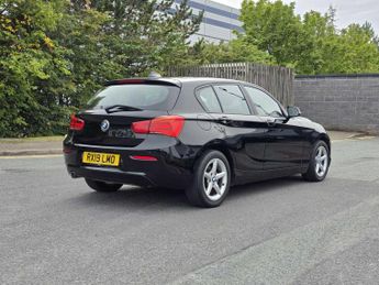 BMW 1 SERIES 118I [1.5] Se Business 5Dr [Nv/Servotrn] Step Auto