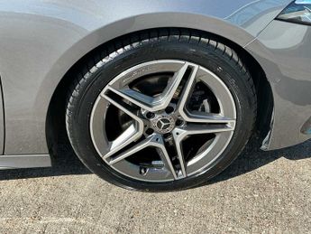 MERCEDES-BENZ A CLASS A200D Amg Line Executive 5Dr Auto