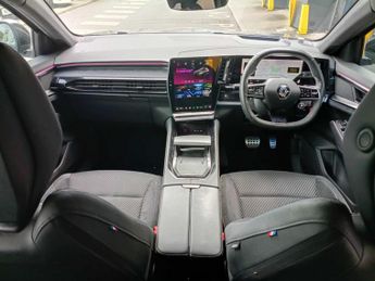 RENAULT AUSTRAL E-Tech Fhev Techno Esprit Alpine 5Dr Auto