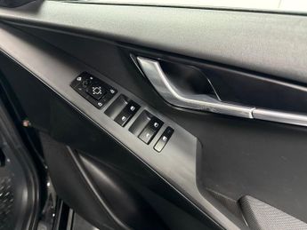 KIA NIRO Niro 1.6 Gdi Hybrid 3 5Dr Dct Estate