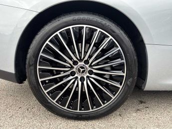 MERCEDES-BENZ CLE Cle 300E Amg Line Premium 2Dr 9G-Tronic
