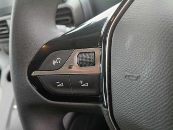 PEUGEOT RIFTER 100Kw Allure 50Kwh [7 Seats] 5Dr Auto