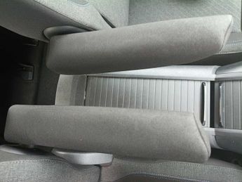 PEUGEOT RIFTER 100kW Allure 50kWh [7 Seats] 5dr Auto