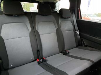 DACIA JOGGER 1.6 Hev Extreme 5Dr Auto
