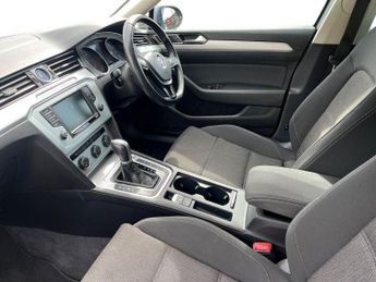 VOLKSWAGEN PASSAT 2.0 Tdi Bluemotion Tech Se Business Estate 5Dr Diesel Dsg Euro 6