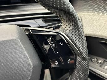 PEUGEOT 3008 157Kw Gt 73Kwh 5Dr Auto