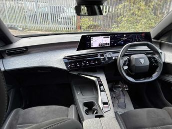 PEUGEOT 3008 157Kw Gt 73Kwh 5Dr Auto