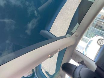 TESLA MODEL 3 Standard Range Plus Saloon 4Dr Electric Auto Rwd (241 Bhp)