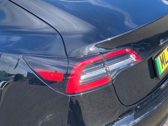 TESLA MODEL 3 Standard Range Plus Saloon 4Dr Electric Auto Rwd (241 Bhp)