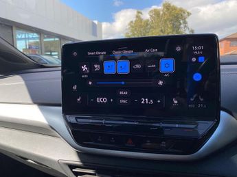 VOLKSWAGEN ID.5 Pro 77Kwh Style Suv 5Dr Electric Auto (174 Ps)