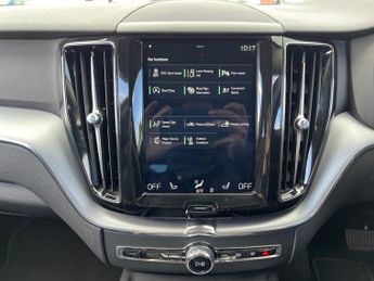 VOLVO XC60 2.0 D4 Momentum Suv 5Dr Diesel Auto Euro 6 (S/S) (190 Ps)