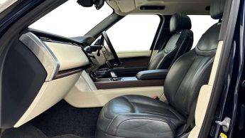 LAND ROVER RANGE ROVER 4.4 P530 V8 Autobiography 4Dr Auto