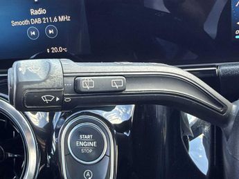 MERCEDES-BENZ GLA Gla 200D Sport Executive 5Dr Auto