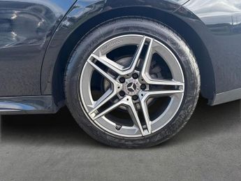 MERCEDES-BENZ CLA 1.3 Cla180 Amg Line (Premium Plus 2) Coupe 4Dr Petrol 7G-Dct Eur