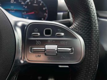 MERCEDES-BENZ A CLASS A200 Amg Line Executive 5Dr Auto