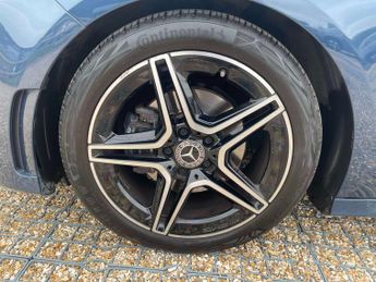 MERCEDES-BENZ A CLASS A200 Amg Line Executive 5Dr Auto
