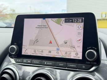 NISSAN JUKE 1.6 Hybrid N-Connecta 5Dr Auto
