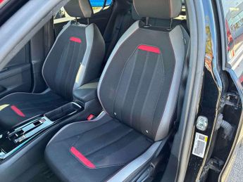 VAUXHALL MOKKA 100Kw Sri Premium 50Kwh 5Dr Auto