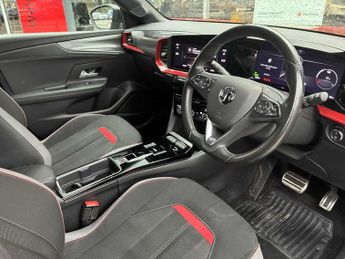 VAUXHALL MOKKA 100Kw Sri Premium 50Kwh 5Dr Auto