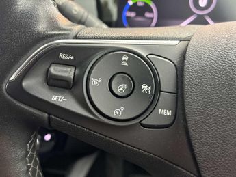 VAUXHALL MOKKA 100Kw Sri Premium 50Kwh 5Dr Auto