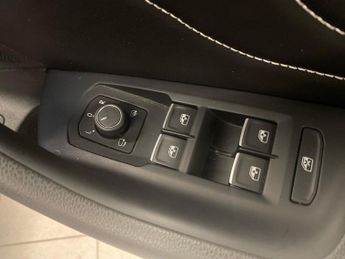VOLKSWAGEN ARTEON 1.4 Tsi Ehybrid R-Line 5Dr Dsg