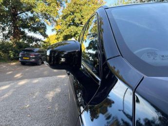 VOLVO XC90 2.0 B5D [235] R Design 5Dr Awd Geartronic