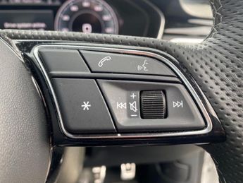 AUDI A4 2.0 Tfsi 40 S Line Estate 5Dr Petrol S Tronic Euro 6 (S/S) (204 