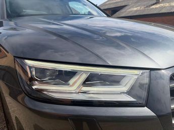 AUDI Q5 2.0 Tdi 40 Black Edition Suv 5Dr Diesel S Tronic Quattro Euro 6 