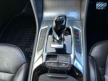 MG MOTOR UK HS 1.5 T-Gdi Trophy 5Dr Dct