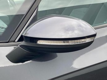 VOLKSWAGEN ID.3 Pro Performance 58Kwh Life Hatchback 5Dr Electric Auto (204 Ps)