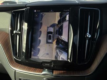 VOLVO XC60 2.0 B5P Ultimate Dark 5Dr Awd Geartronic