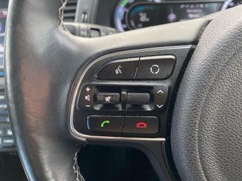 KIA NIRO 1.6 Gdi Hybrid 3 5Dr Dct