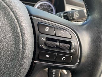 KIA NIRO 1.6 Gdi Hybrid 3 5Dr Dct