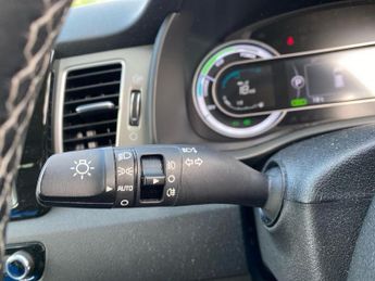 KIA NIRO 1.6 Gdi Hybrid 3 5Dr Dct