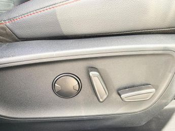FORD KUGA 1.5 Ecoblue St-Line X Edition 5Dr Auto