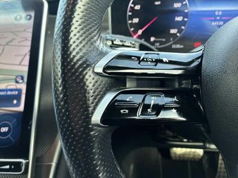 MERCEDES-BENZ GLC Glc 300 4Matic Amg Line 5Dr 9G-Tronic