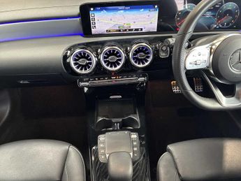 MERCEDES-BENZ CLA Cla 200 Amg Line Executive 4Dr Tip Auto